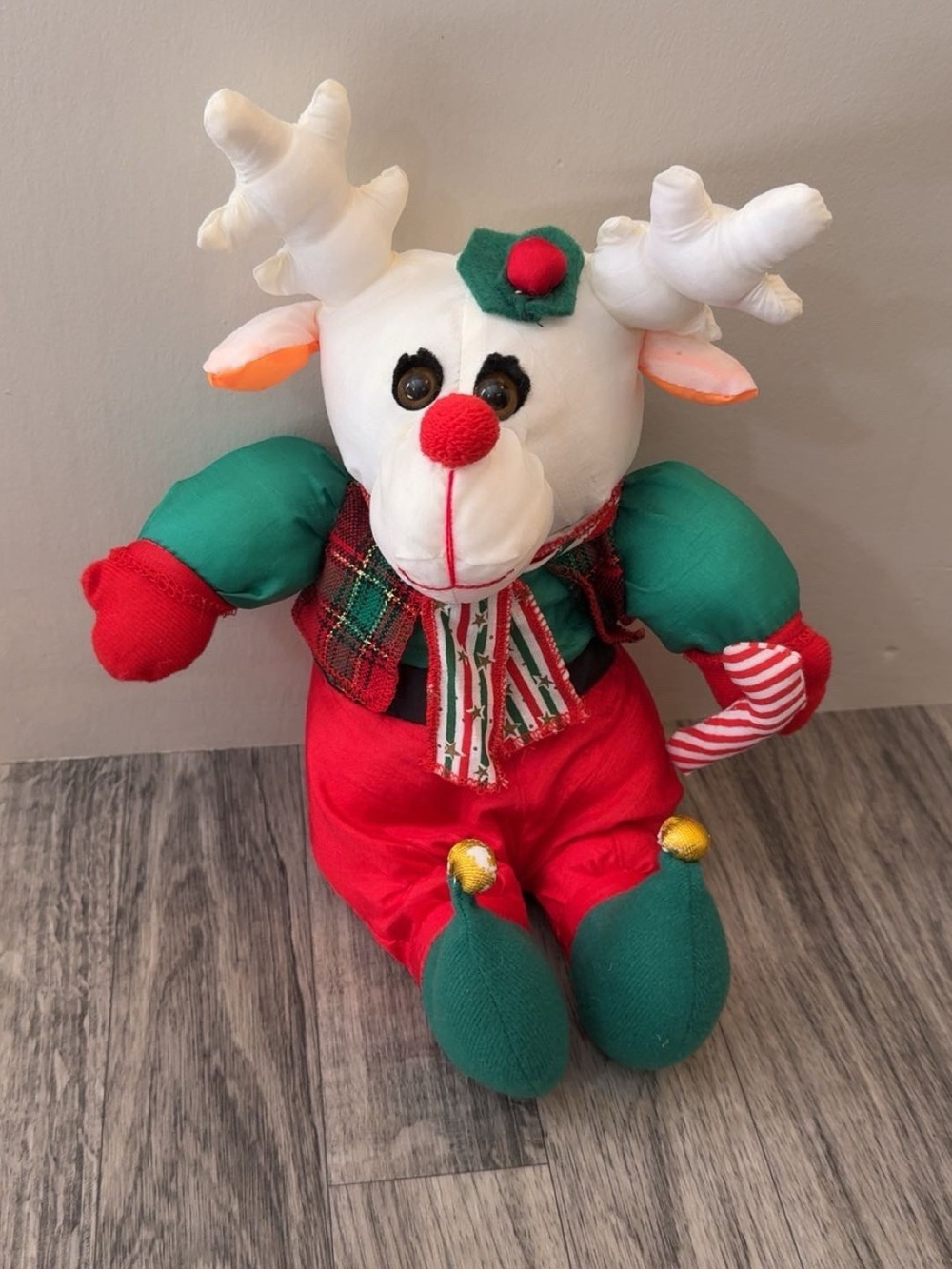 Vintage Soft Things White Reindeer Christmas Nylon Puffalump Style Plush 1990s